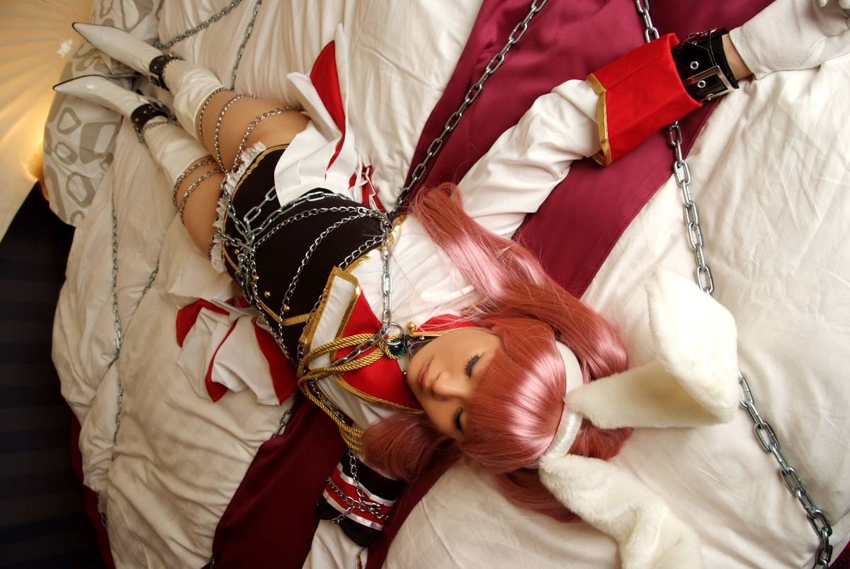 [Cosplay]  Umineko no Naku Koro ni 1